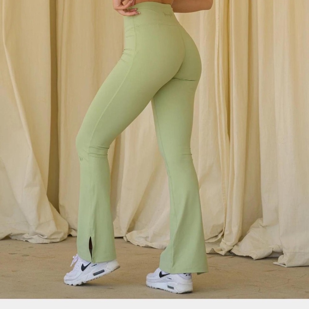 Youngla green yoga pants